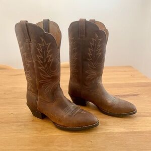 Ariat Heritage R Toe Western Boots Women's Size 7.5/38 LIKE NEW